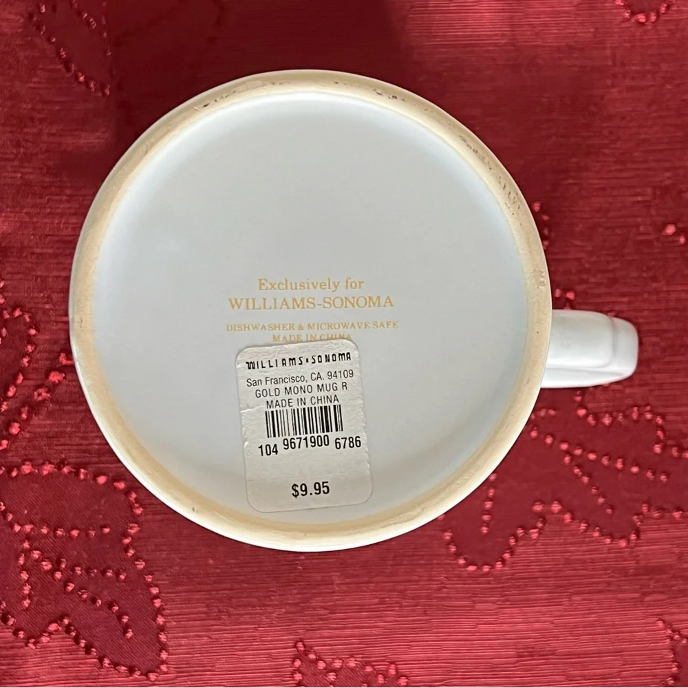 Williams Sonoma White and Gold Mug with Ornate Letter R 4.5” tall